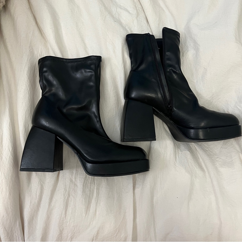 Platform chunky block heel Black Ankle Boots